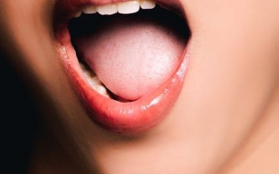 Got Bad Breath? Try to Clean Your Tongue