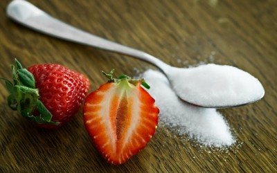 Both Sugar and Sugar-Free Drinks Damage Enamel
